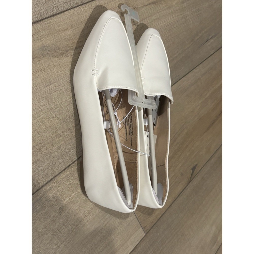 A New Day Shoes Women's 8 Loafer Flats Ivory Hayes Memory Foam Insole New Spring - Picture 5 of 5
